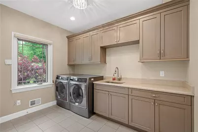 1820 Winchester Dr, Pittsburgh, PA 15241 - Photo 20