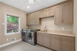 1820 Winchester Dr, Pittsburgh, PA 15241 - Photo 20