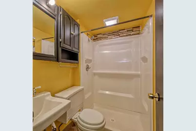 1805 Horizon Dr, White Oak, PA 15131 - Photo 20