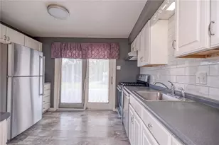 1805 Horizon Dr, White Oak, PA 15131 - Photo 8