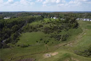 5692 N Montour Rd, Richland, PA 15044 - Photo 1