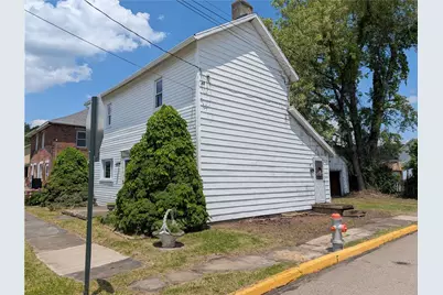 216 Wayne St, Roscoe, PA 15477 - Photo 2