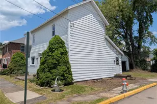 216 Wayne St, Roscoe, PA 15477 - Photo 2