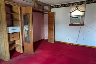 216 Wayne St, Roscoe, PA 15477 - Photo 12