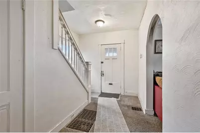 4015 Center Ave, Munhall, PA 15120 - Photo 4