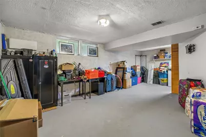 515 Cresthaven Dr, Pittsburgh, PA 15239 - Photo 30