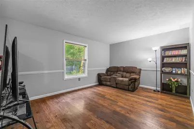 515 Cresthaven Dr, Pittsburgh, PA 15239 - Photo 16