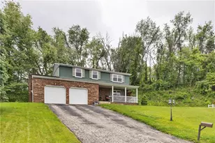 4237 Stratford Dr, Hempfield Township, PA 15642 - Photo 2
