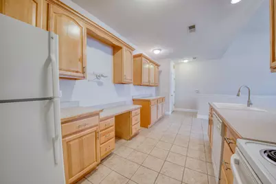 227 Adams Pointe Boulevard #3, Adams Township, PA 16046 - Photo 6