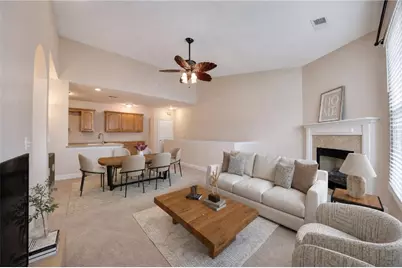 227 Adams Pointe Boulevard #3, Adams Township, PA 16046 - Photo 6