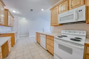 227 Adams Pointe Blvd, Adams Township, PA 16046 - Photo 10