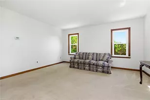 76 Anchor Dr, South Strabane, PA 15301 - Photo 8