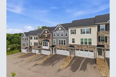 117 Moyer Hill Dr, Cranberry Township, PA 16066 - Photo 2