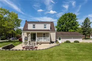 303 Cort St, Jeannette, PA 15644 - Photo 1
