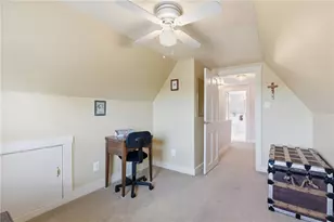 303 Cort St, Jeannette, PA 15644 - Photo 20