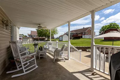 303 Cort St, Jeannette, PA 15644 - Photo 28