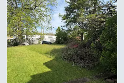 221 N Gallatin Ave, Uniontown, PA 15401 - Photo 6