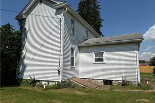 1705 W Crawford Ave, Dunbar Township, PA 15425 - Photo 22