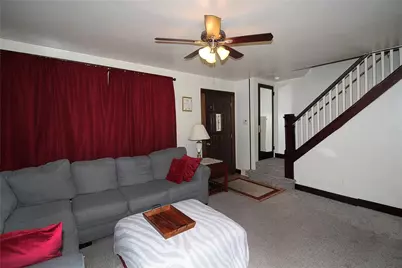 207 E Garden Road, Pittsburgh, PA 15227 - Photo 4