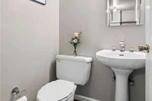 109 Marshall Dr, Pittsburgh, PA 15228 - Photo 24