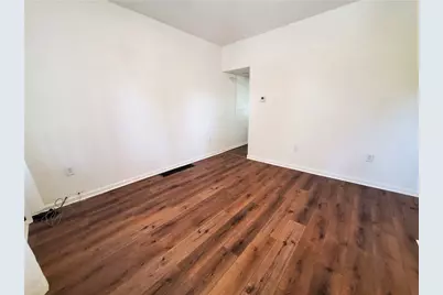 618 Carothers Ave, Scott Township, PA 15106 - Photo 2