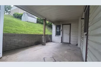 319 Lowell Street, Vandergrift, PA 15690 - Photo 12