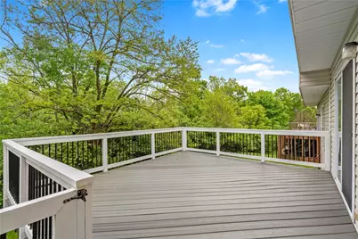 223 Mountain Dr, Carnegie, PA 15106 - Photo 6