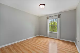 223 Mountain Dr, Carnegie, PA 15106 - Photo 16