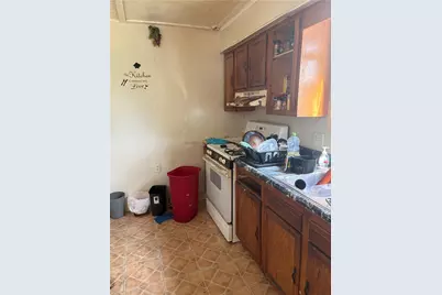 225 Wykes St, Aliquippa, PA 15001 - Photo 8
