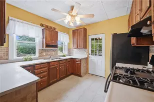 285 Sherman, Sharon, PA 16146 - Photo 22