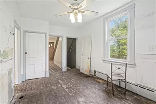 1817 Woodward Ave, Pittsburgh, PA 15226 - Photo 14