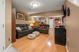 9242 Marshall Rd, Cranberry Township, PA 16066 - Photo 38