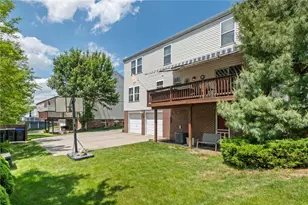9242 Marshall Rd, Cranberry Township, PA 16066 - Photo 2