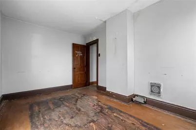 919 Brinton Ave, Pitcairn, PA 15140 - Photo 16