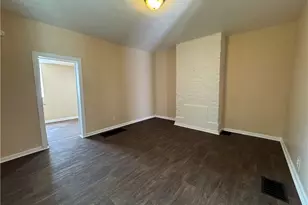 527 Lenora St, Pittsburgh, PA 15206 - Photo 6