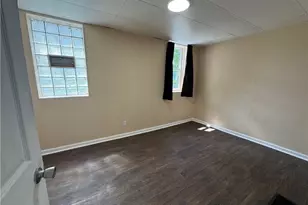 527 Lenora St, Pittsburgh, PA 15206 - Photo 8