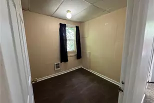 527 Lenora St, Pittsburgh, PA 15206 - Photo 12