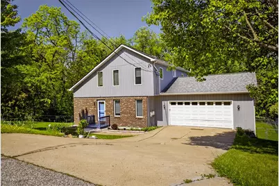 59 Hartl Ln, Pittsburgh, PA 15227 - Photo 2