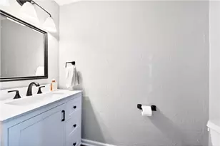 111 Janyce Dr, Hempfield Township, PA 15601 - Photo 12