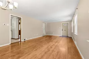 295 Constitution Dr, Pittsburgh, PA 15236 - Photo 8