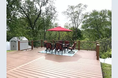 592 Surfside Dr, Pittsburgh, PA 15239 - Photo 14