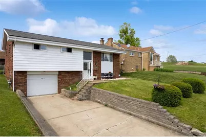 707 Glencairn St, West Mifflin, PA 15122 - Photo 2