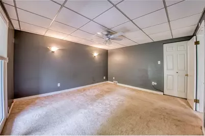 1810 Henderson Ave, Chartiers, PA 15301 - Photo 14