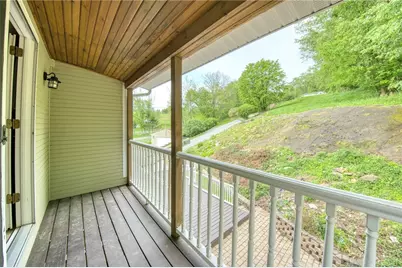 1810 Henderson Ave, Chartiers, PA 15301 - Photo 16