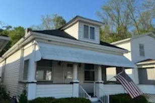 202 McKinley Ave, Vandergrift, PA 15629 - Photo 2