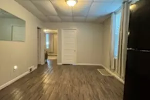 202 McKinley Ave, Vandergrift, PA 15629 - Photo 6