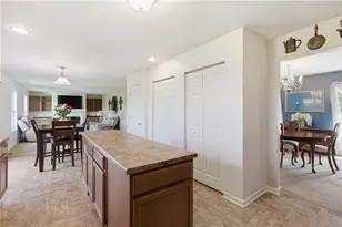 1328 Sandstone Dr, South Fayette, PA 15057 - Photo 8
