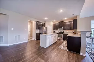 3007 Sir Charles Dr, Cecil, PA 15057 - Photo 6