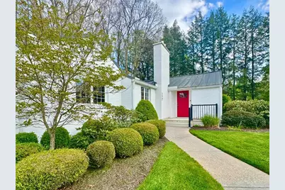 320 E Washington Blvd, Grove City Boro, PA 16127 - Photo 2
