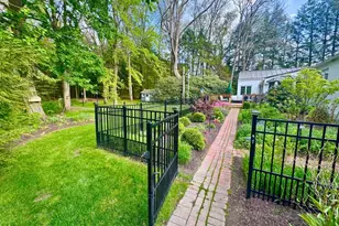 320 E Washington Blvd, Grove City Boro, PA 16127 - Photo 34